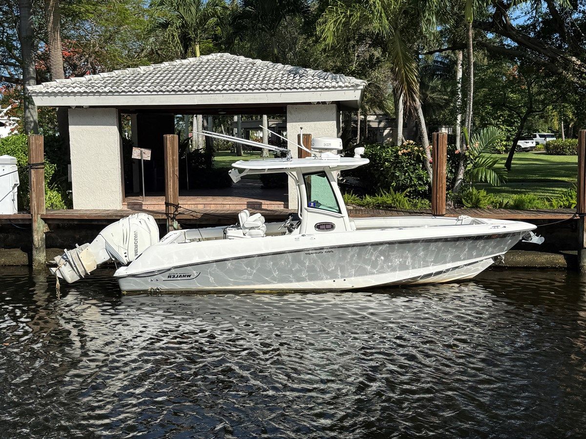 best yacht sales deals TT OSSUM DREAM - Boston Whaler