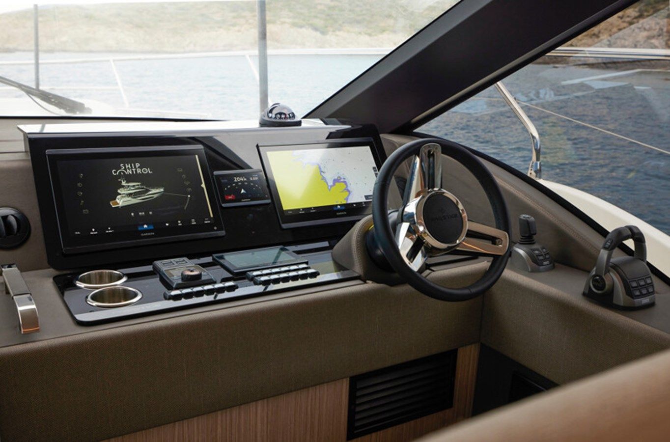 Купить яхту Prestige F5.7 в Shestakov Yacht Sales