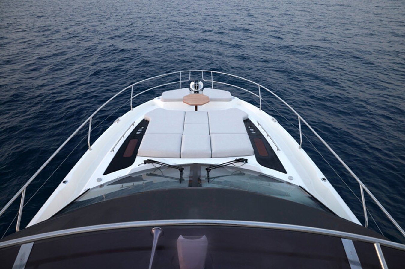Купить яхту Prestige F5.7 - PRESTIGE в Shestakov Yacht Sales