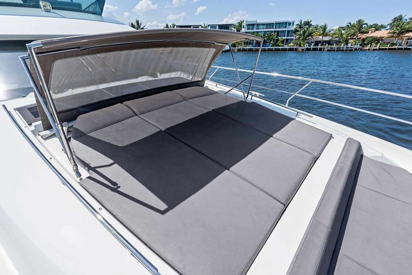 JOVE - PRESTIGE yacht sale