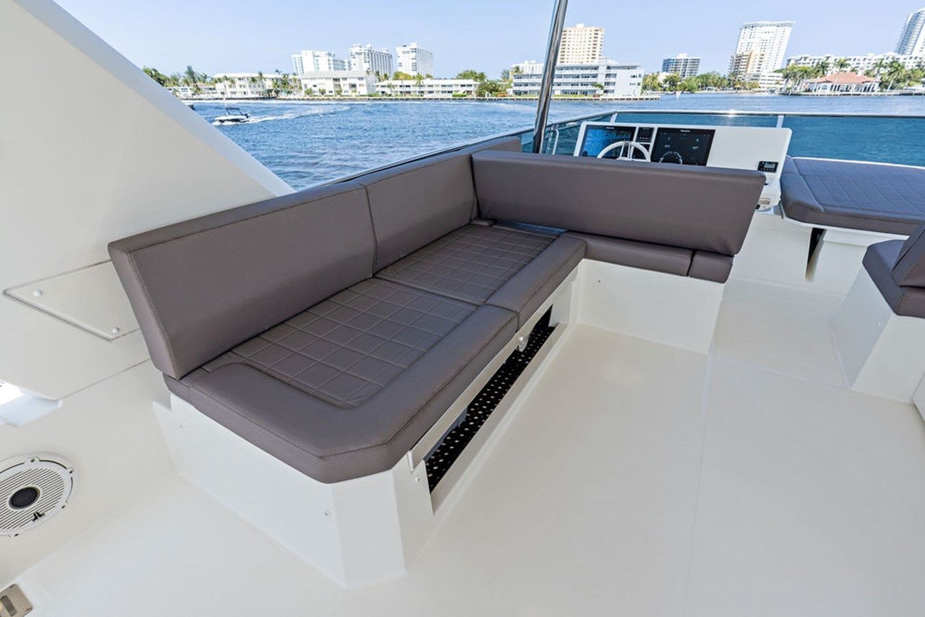 the best price on JOVE 2018