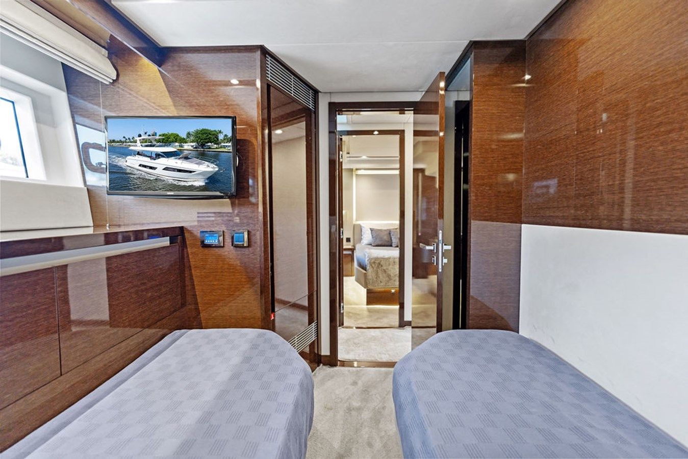 the best price on JOVE 680