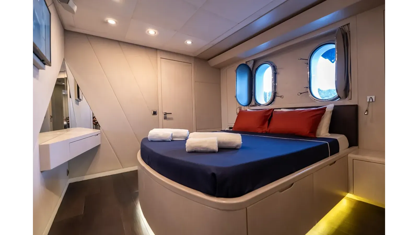 Купить яхту Jafe Tica 116 в Shestakov Yacht Sales