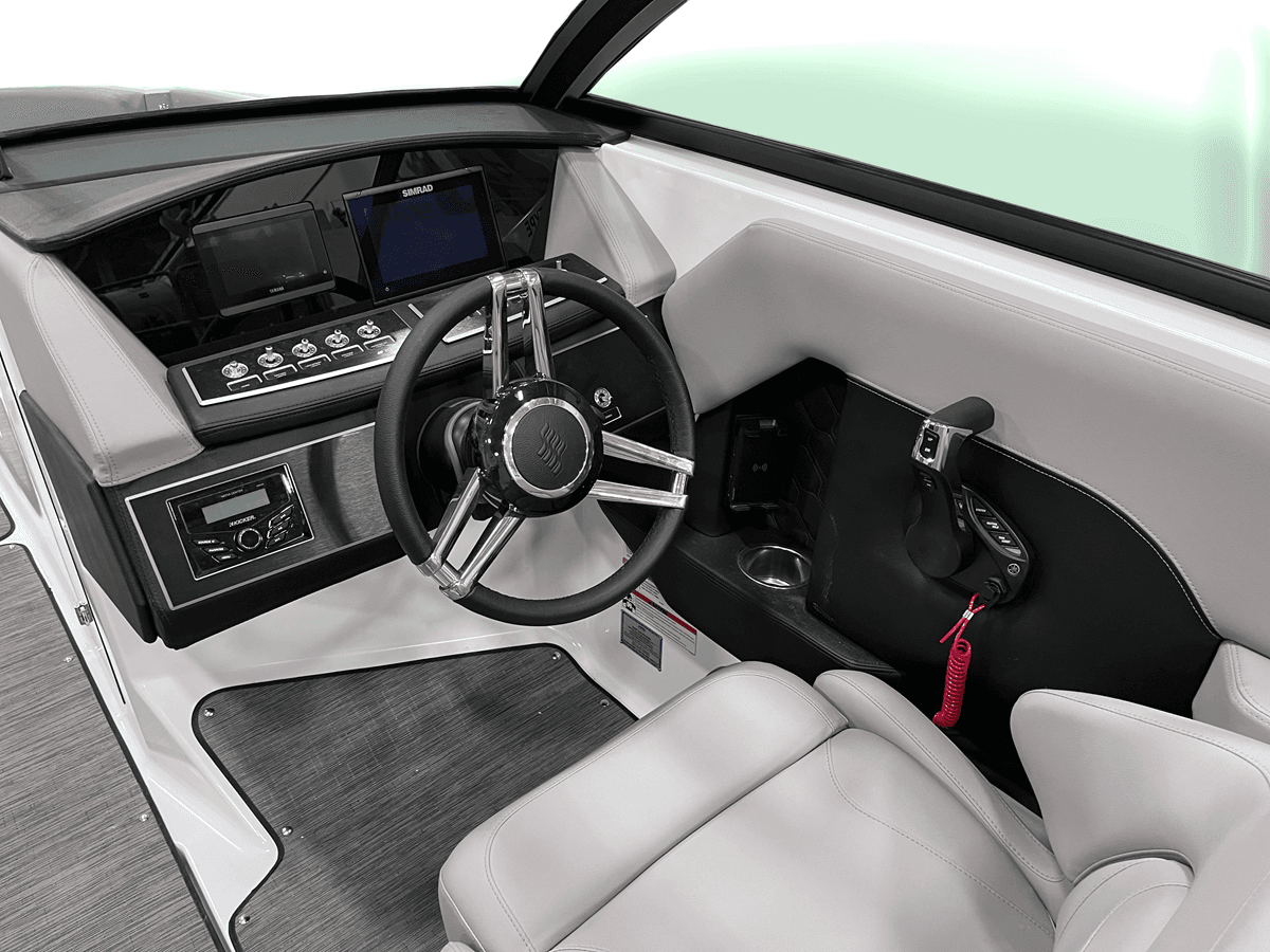 Купить яхту Four Winns H6C H6C в Shestakov Yacht Sales