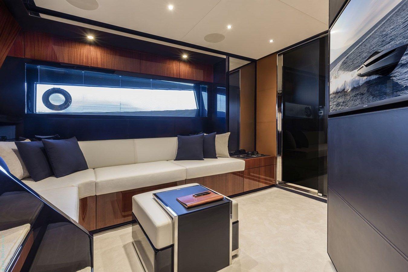 Buy a yacht Riva Dolceriva - RIVA YACHT