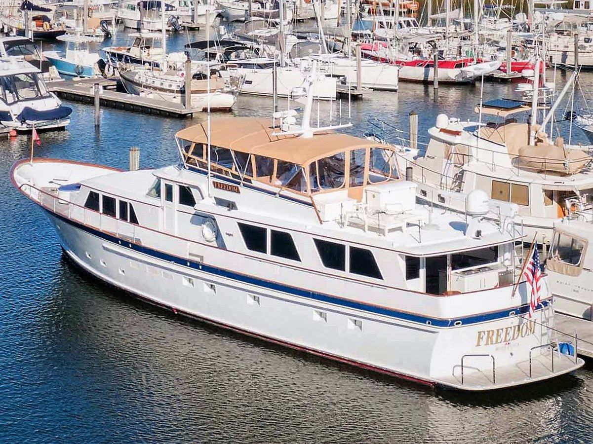Freedom Raised Pilothouse