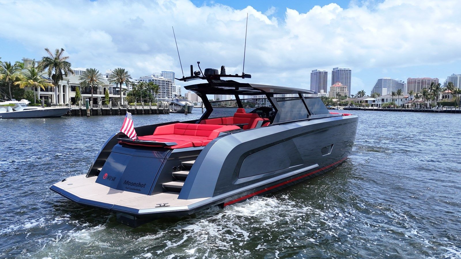Buy a yacht Moonshot 2023