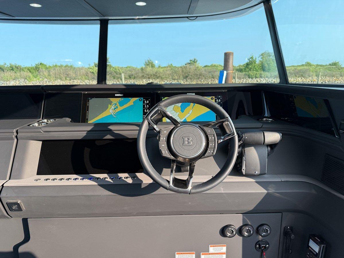 Axopar 45 XC Cross Cabin BRABUS - Axopar price