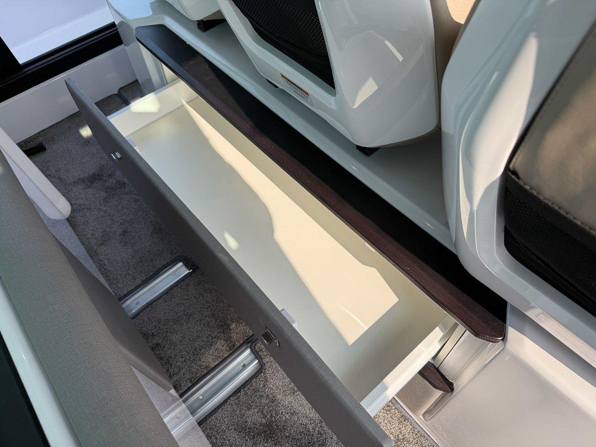 Buy a yacht Axopar 45 XC Cross Cabin BRABUS - Axopar