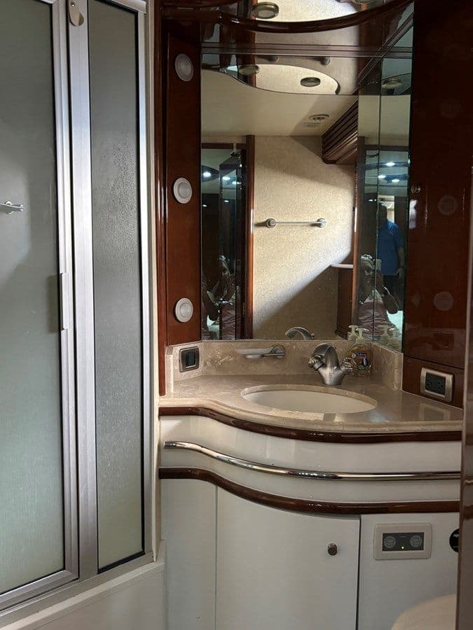 Buy a Bad Bettye - Marquis at Shestakov Yacht Sales