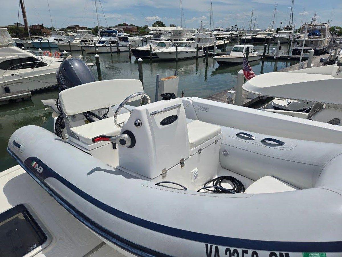 CHINOOK - AMERICAN TUG yacht sale