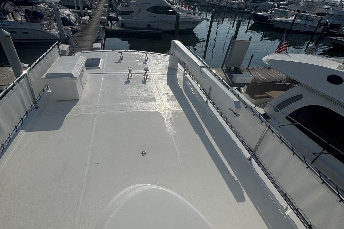 best yacht sales deals CHINOOK 2010