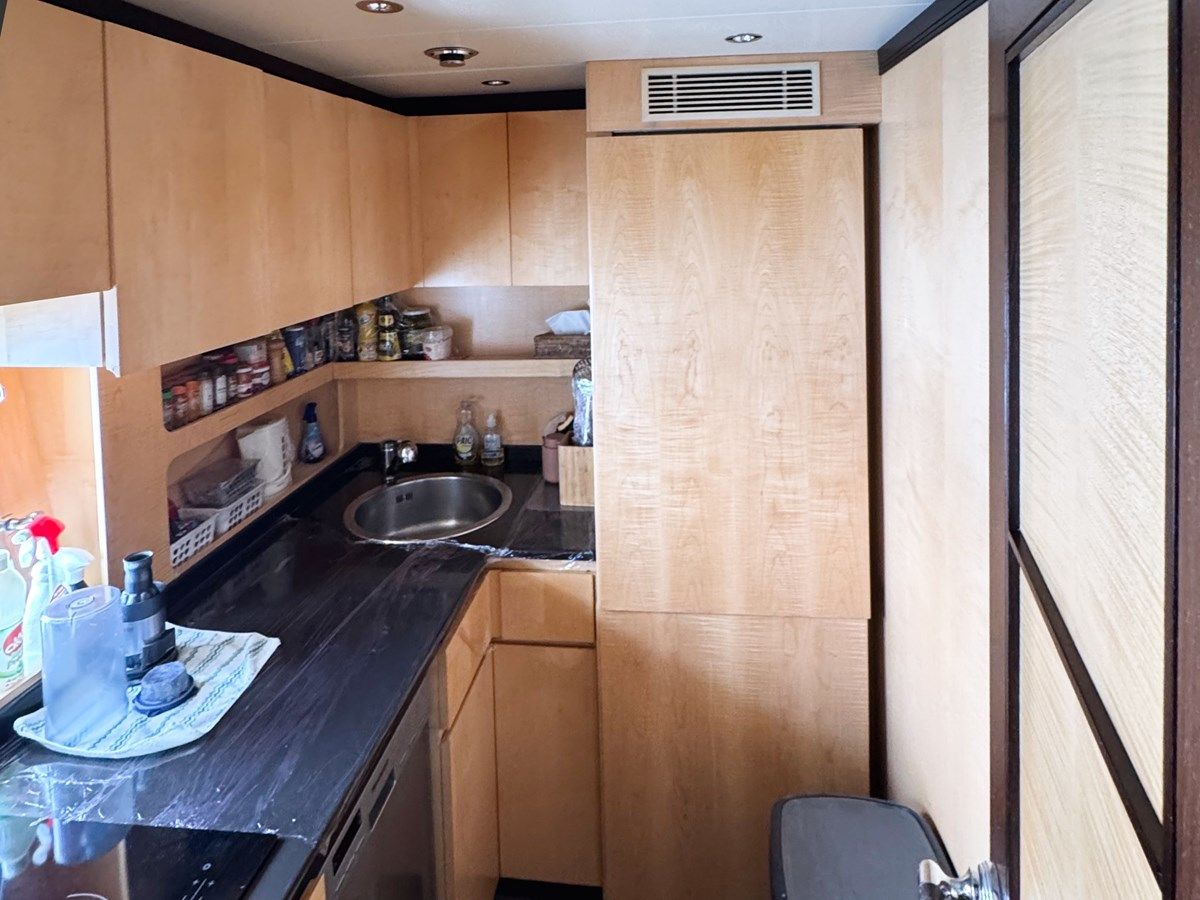 CARO 2005 yacht sale