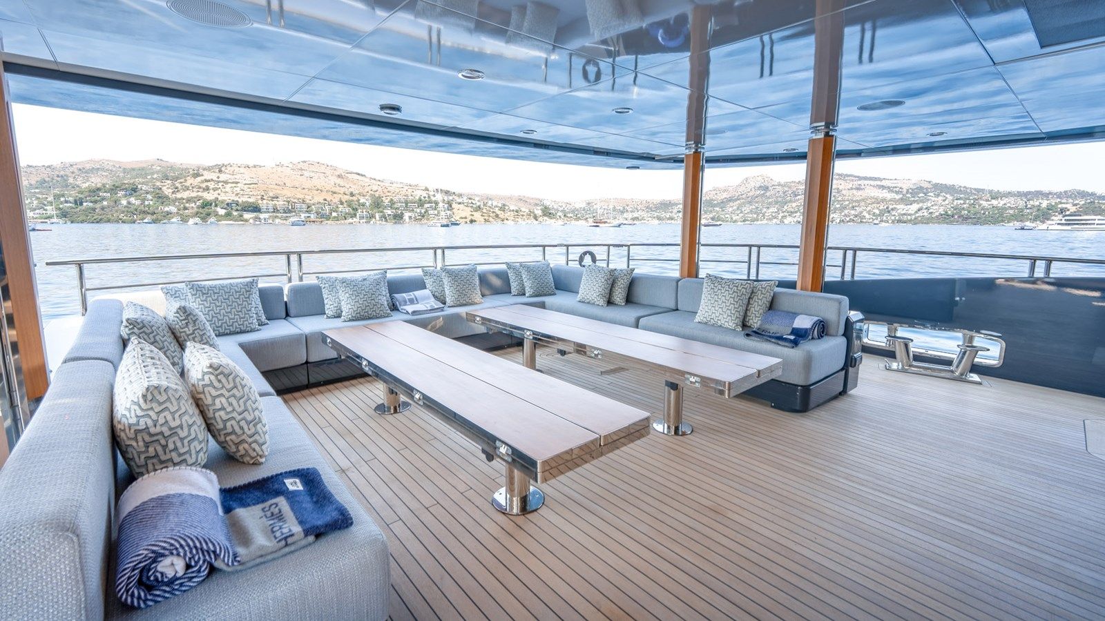 Provocateur - Mondomarine price