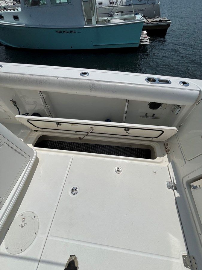Buy a Unnamed - Boston Whaler at Shestakov Yacht Sales