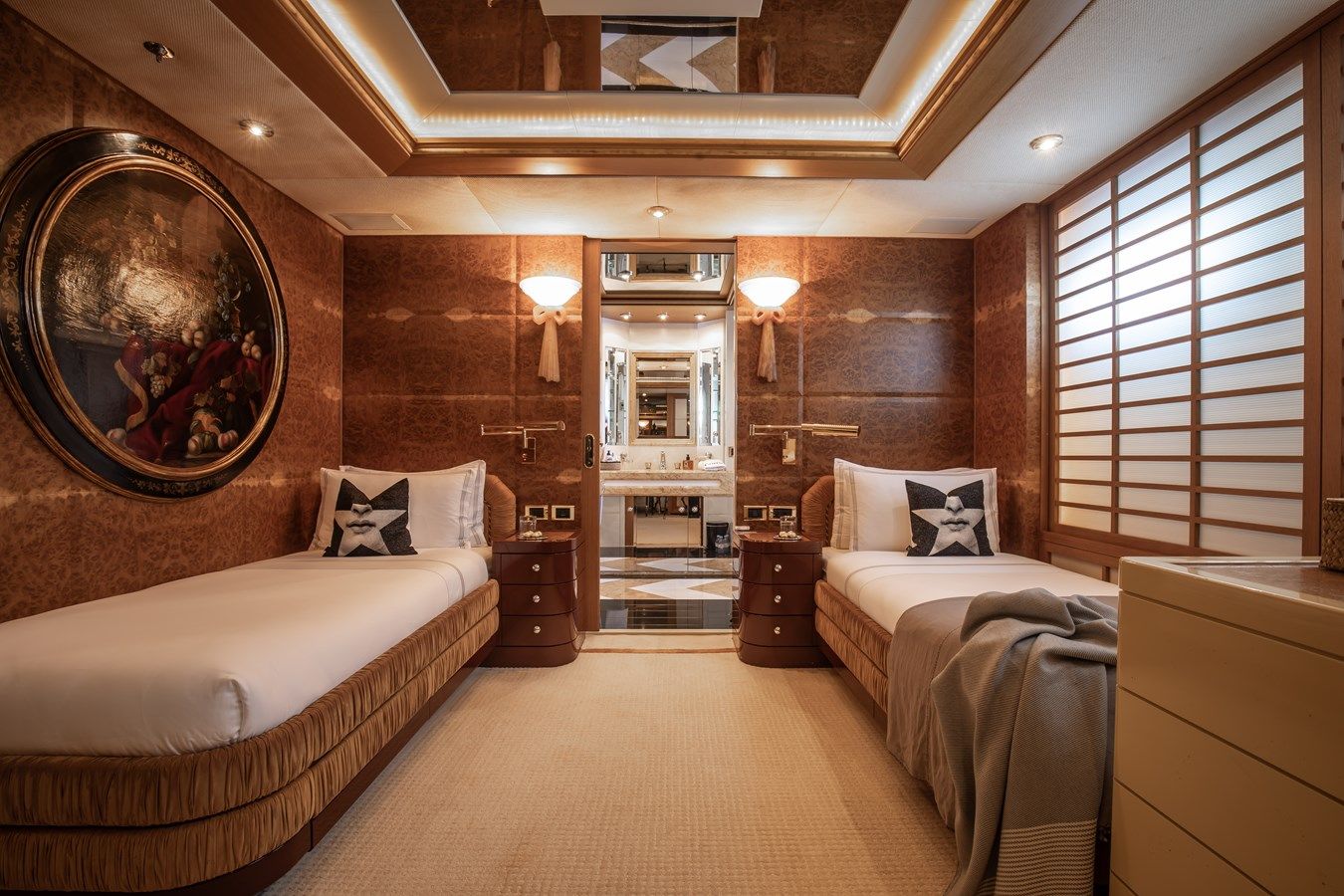 the best price on LADY MARINA 1999