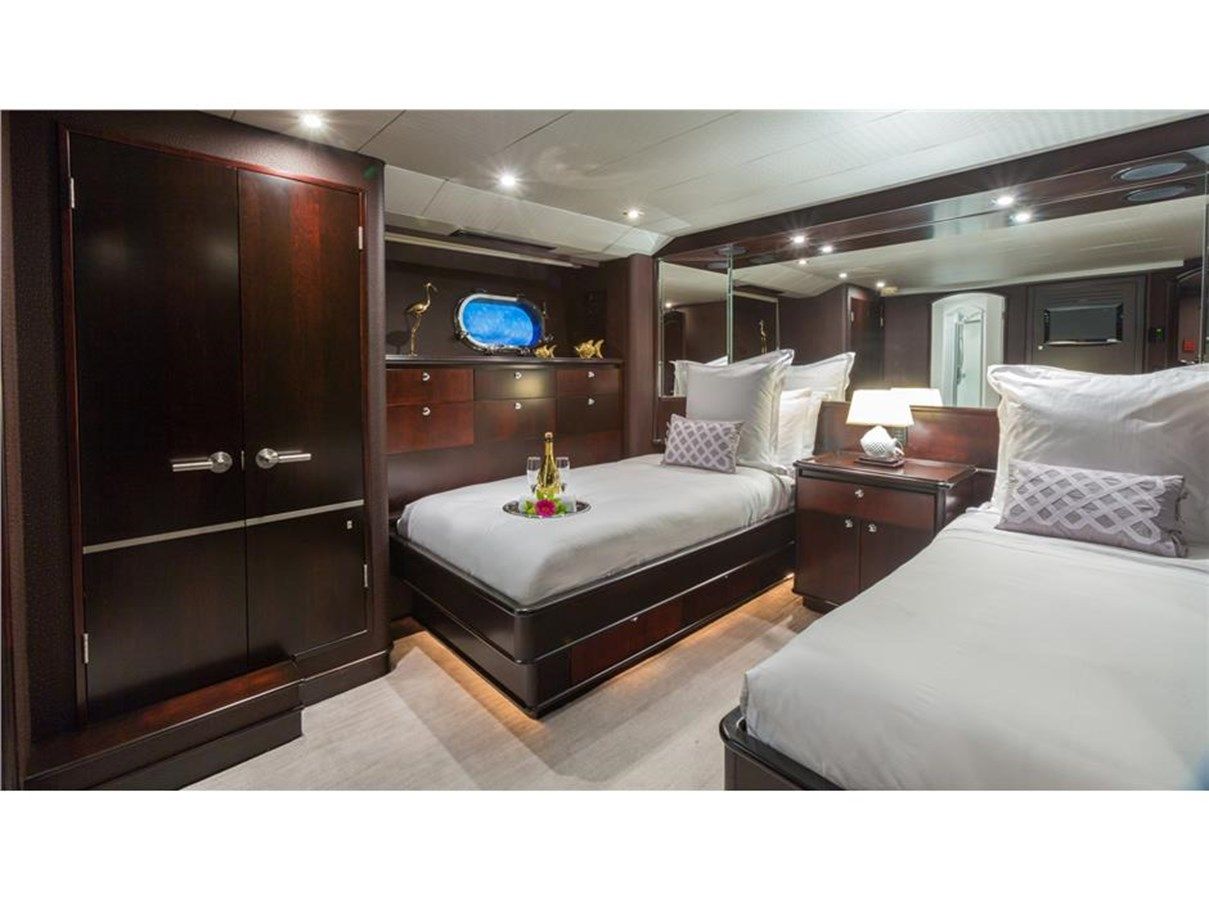 best yacht sales deals UNBRIDLED - WESTPORT - CRESCENT