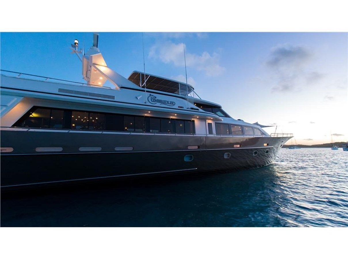 UNBRIDLED - WESTPORT - CRESCENT