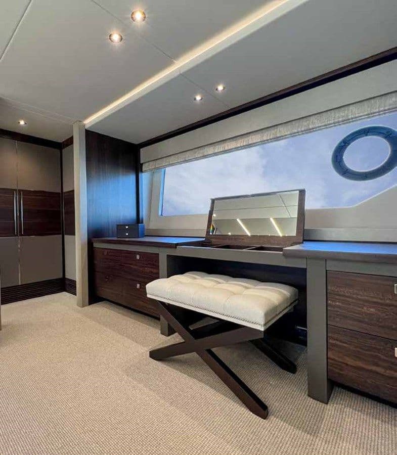 the best price on Sunseeker 76 Yacht 2026