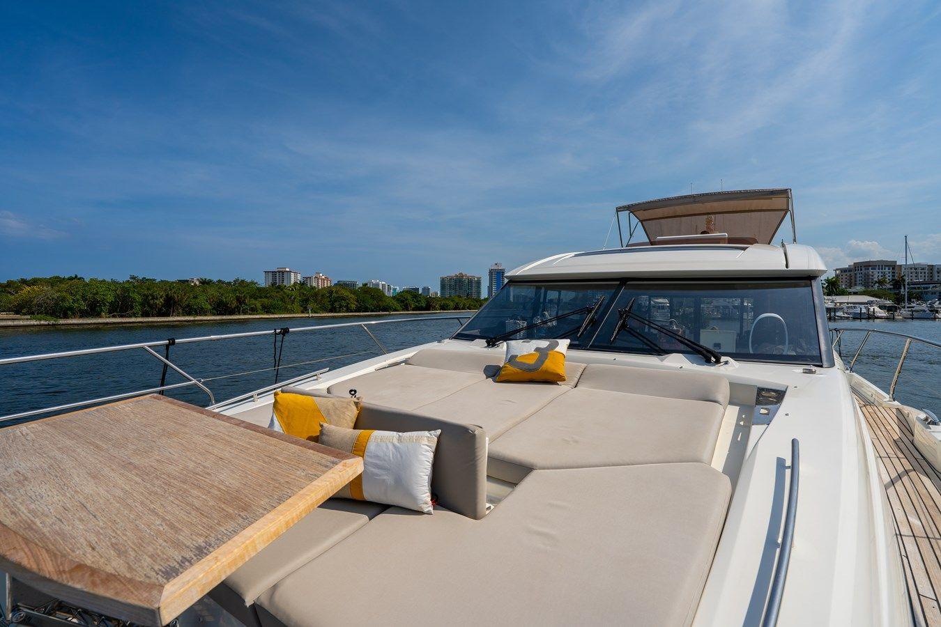 best yacht sales deals 2019 Prestige 590S 590S