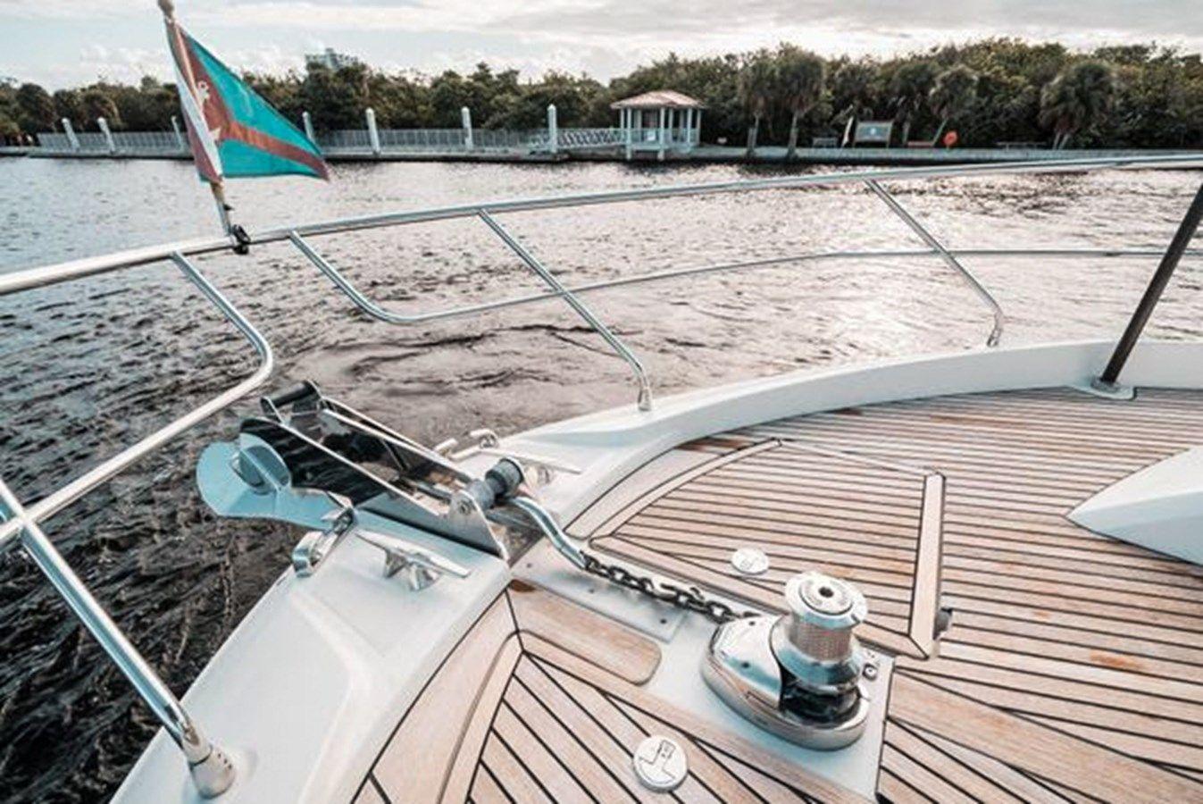 Buy a yacht 2019 Prestige 590S