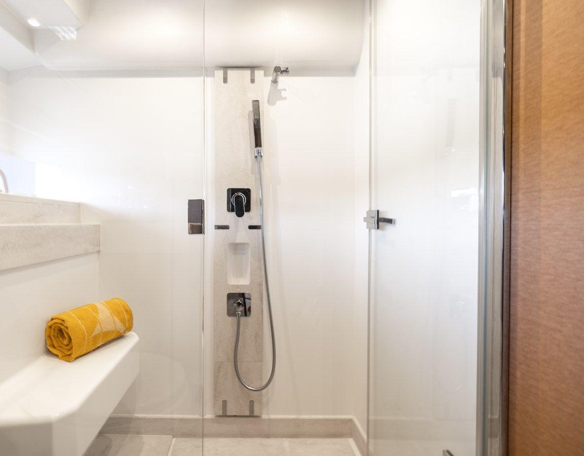 2019 Prestige 590S 2019