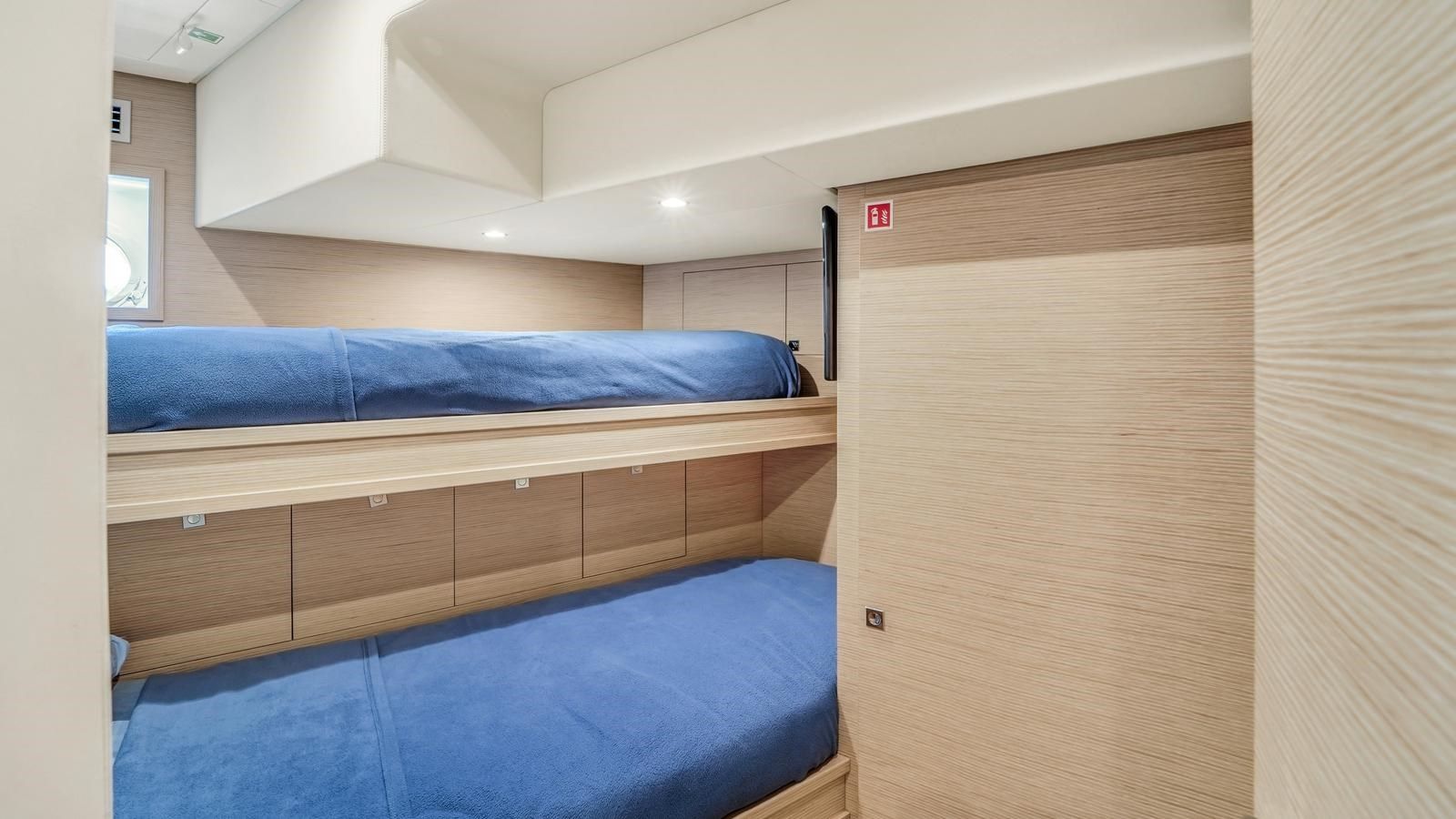 Стоимость яхты AURORA 2022