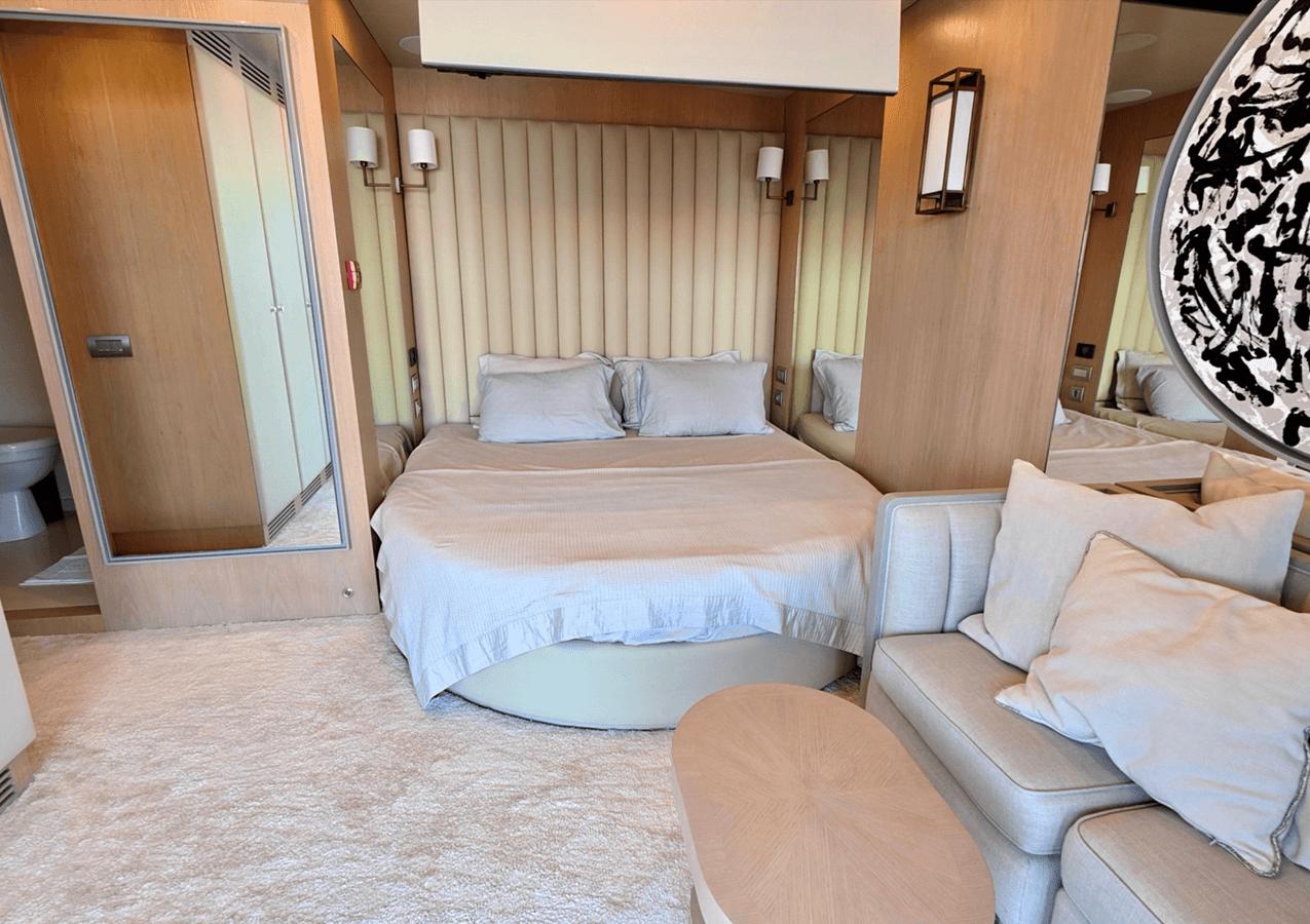 the best price on RIVA 115 114