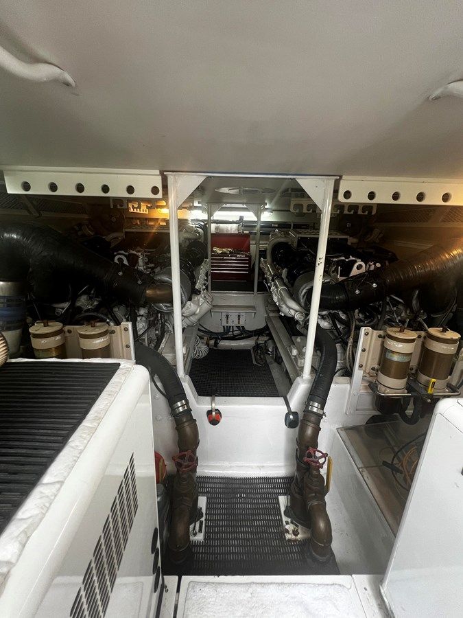 Купить 1998 Viking Boats 58 Convertible El Jefe - VIKING BOATS