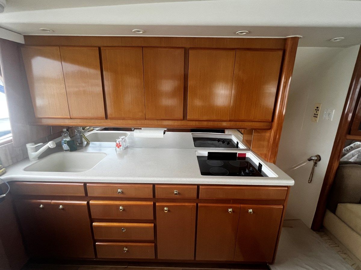 Стоимость яхты 1998 Viking Boats 58 Convertible El Jefe 58 Convertible