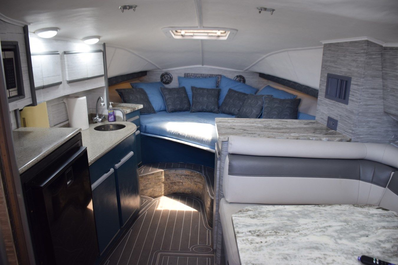 IT'S A WRAP 33 yacht sale