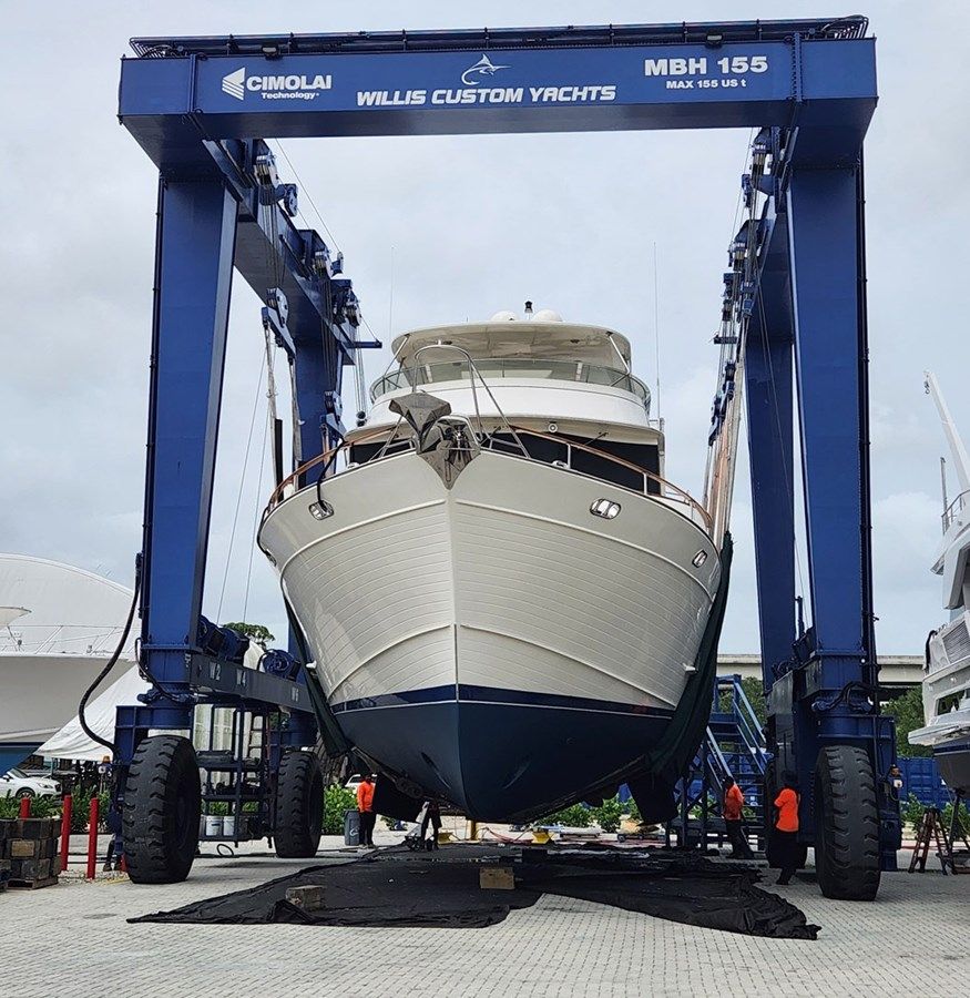 Buy a yacht BEBA