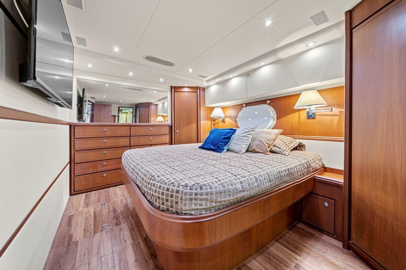 SINPRISA 2010 yacht sale