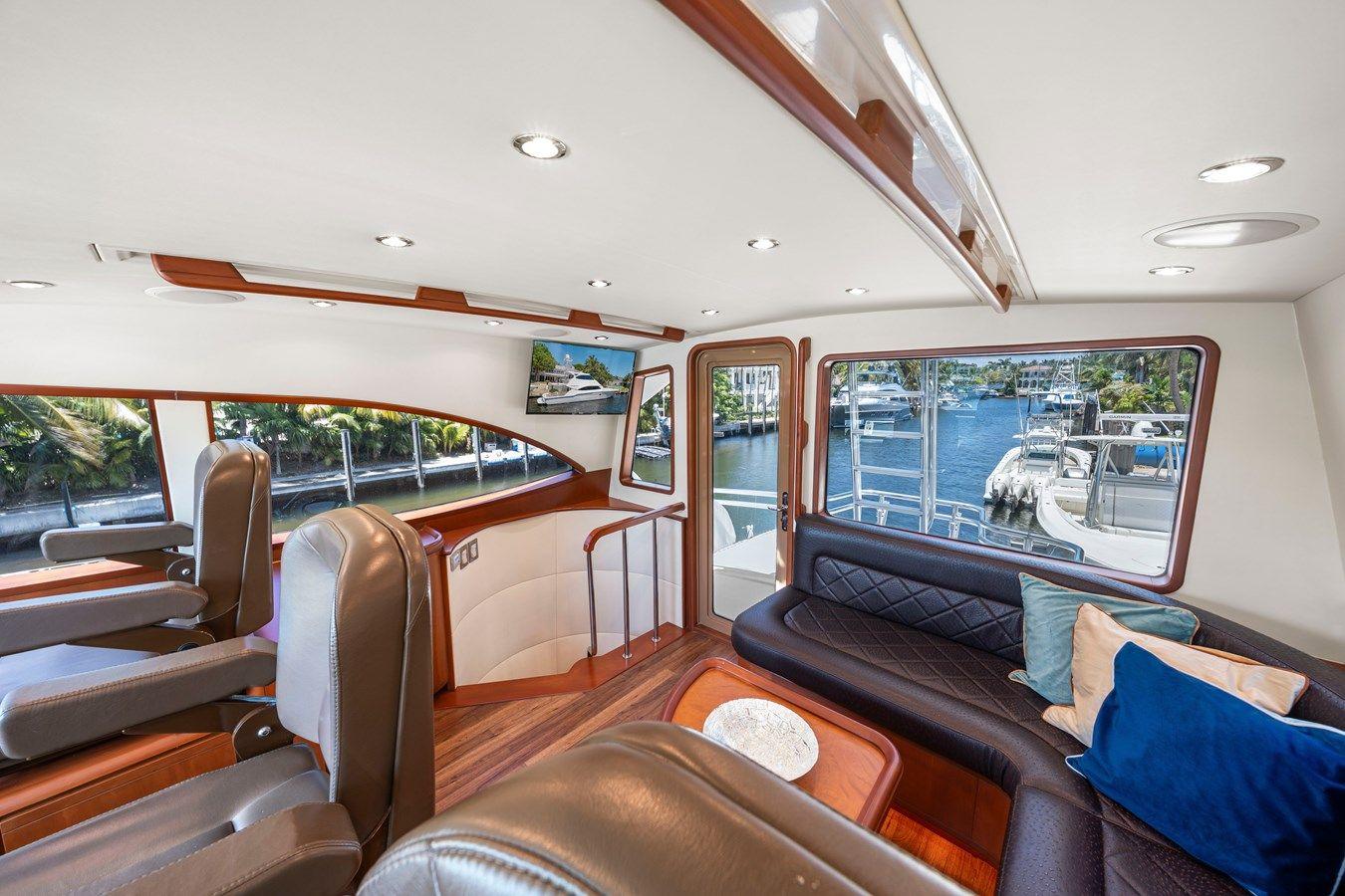 Buy a yacht SINPRISA - Bertram Yacht