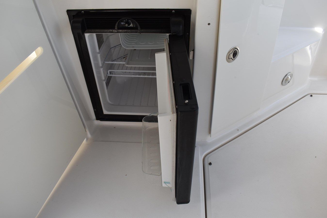 Купить Windy Gale IV - SEA RAY