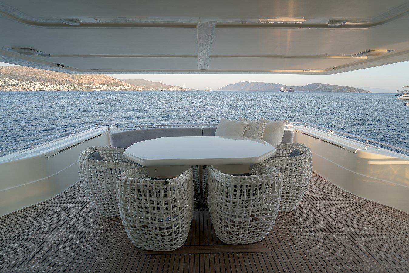 Купить яхту HANAN 80 в Shestakov Yacht Sales