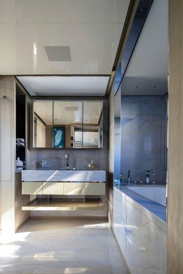 Buy a Sanlorenzo 500EXP at Shestakov Yacht Sales