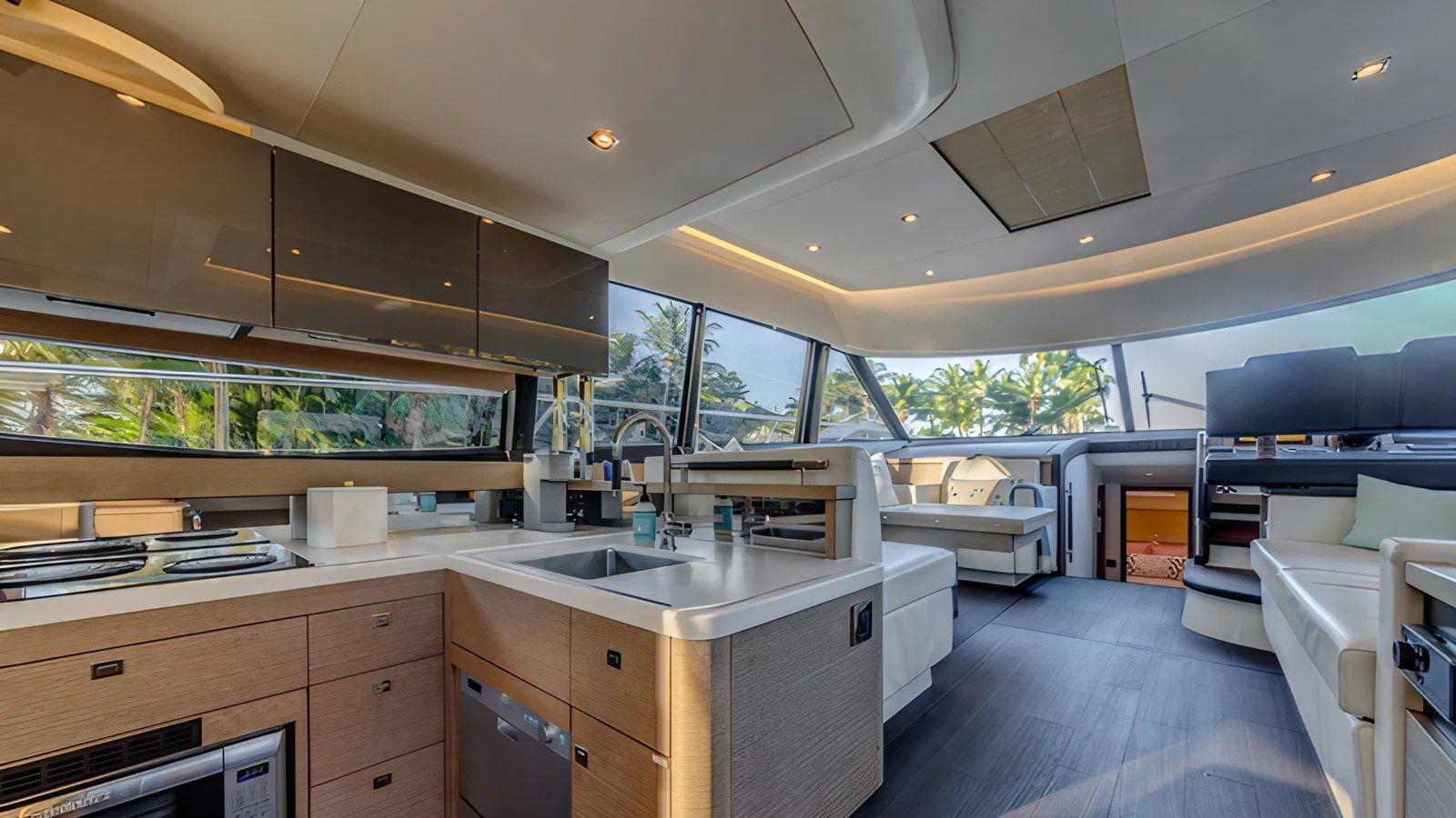 Продажа яхты RELENTLESS - PRESTIGE