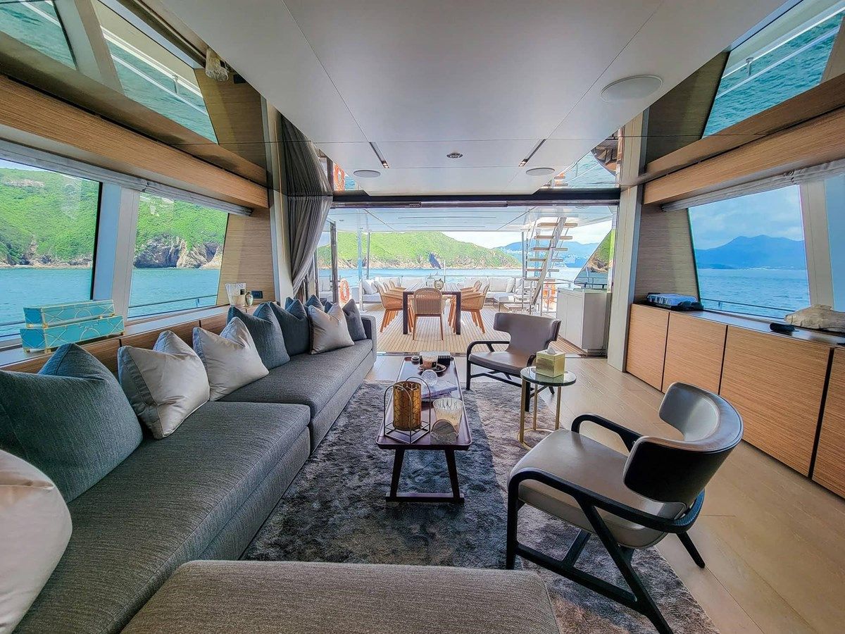 Custom Line Navetta 33 Navetta 33