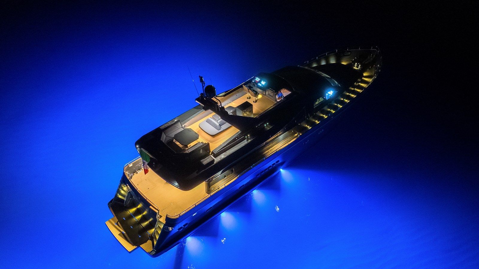 Купить яхту MAVERICK в Shestakov Yacht Sales