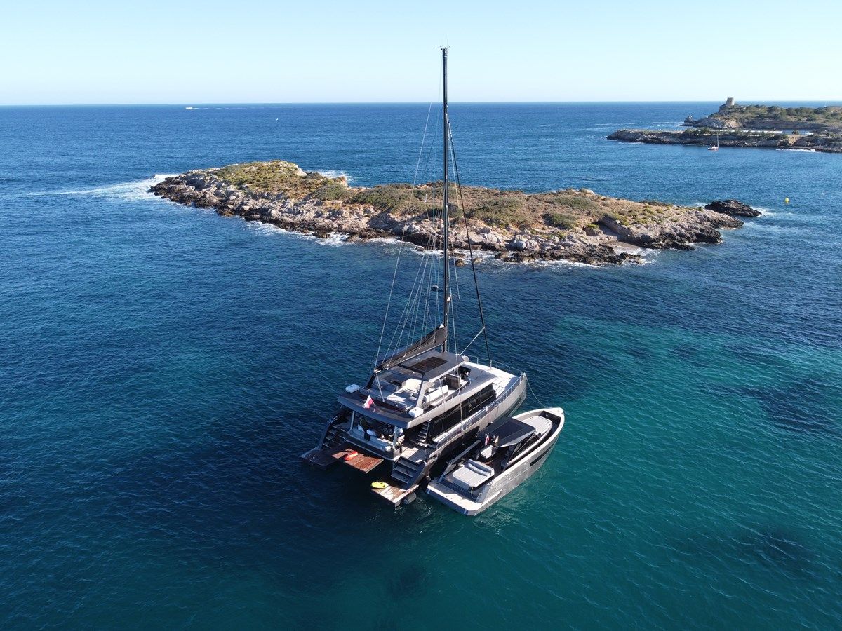 best yacht sales deals FULL MOON - MOON YACHTS