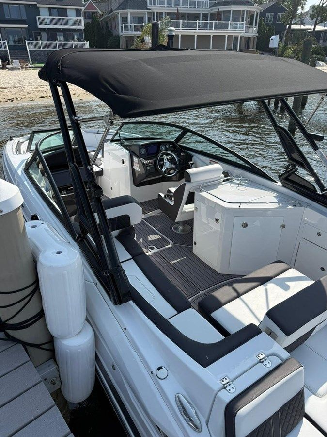 Стоимость яхты - M65