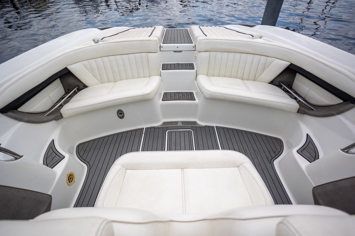 Buy a yacht Cobalt 343 2005