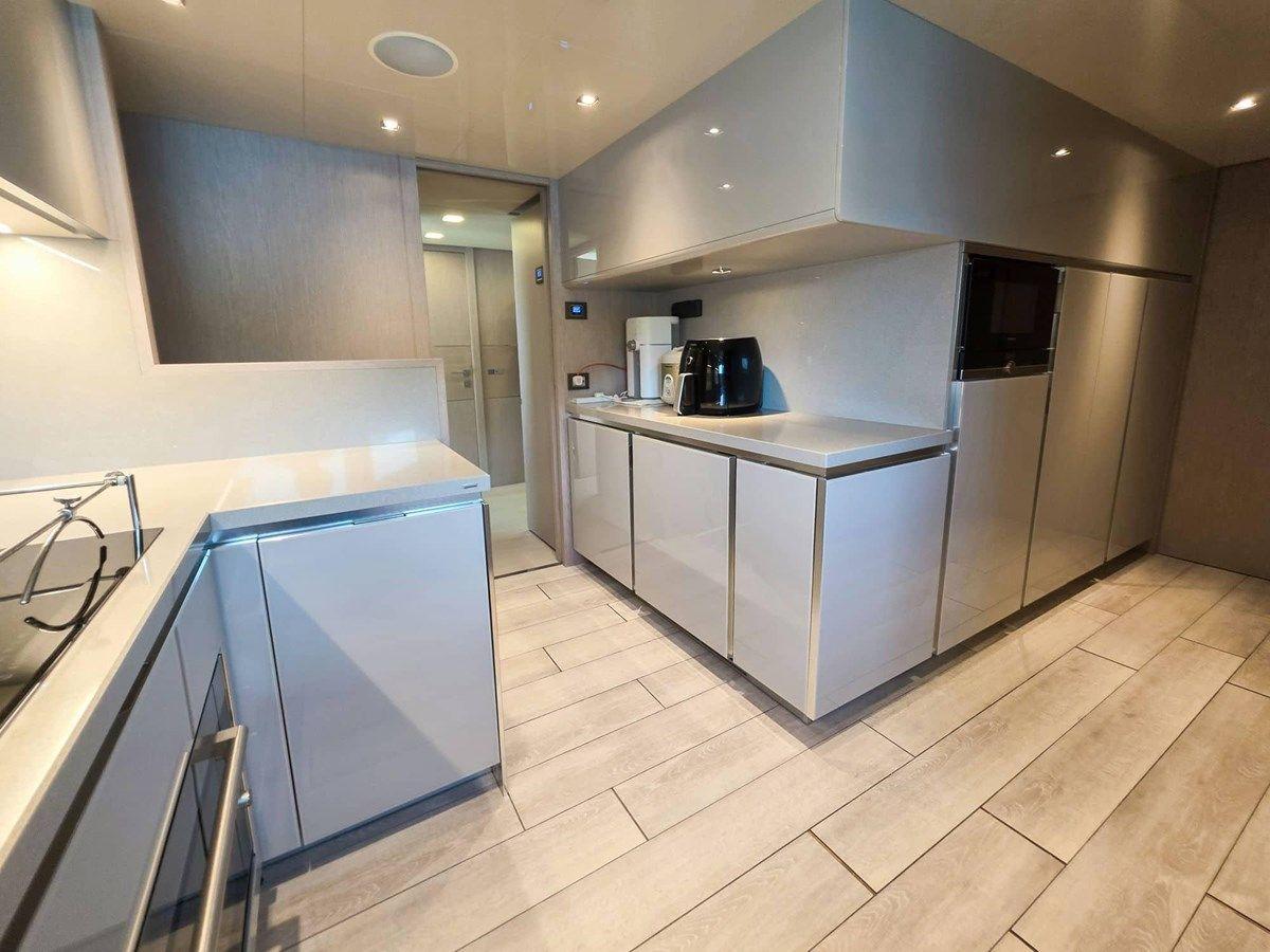 Custom Line 108 Custom Line price