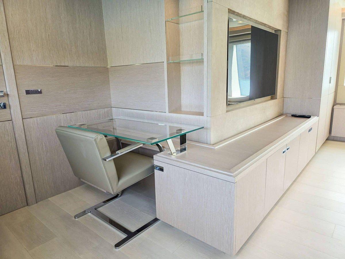 Custom Line 108 - Custom Line yacht sale