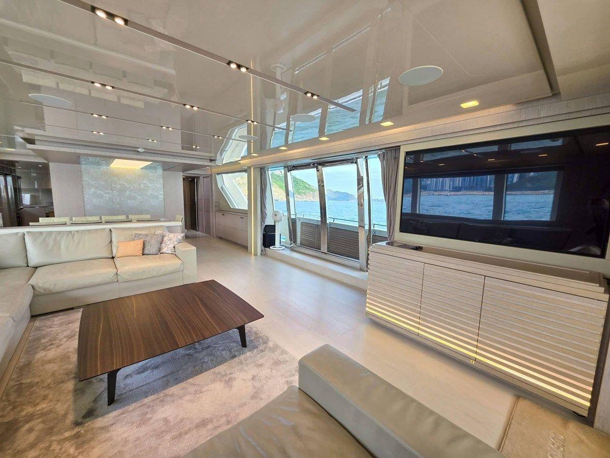 Custom Line 108 yacht sale