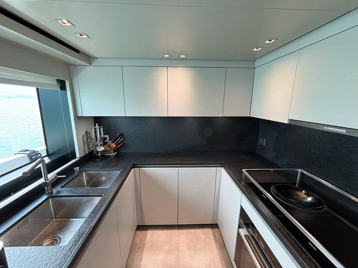 Sanlorenzo SX88 87 price