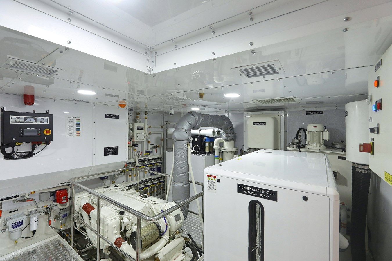 Buy a yacht TORTURA 2024