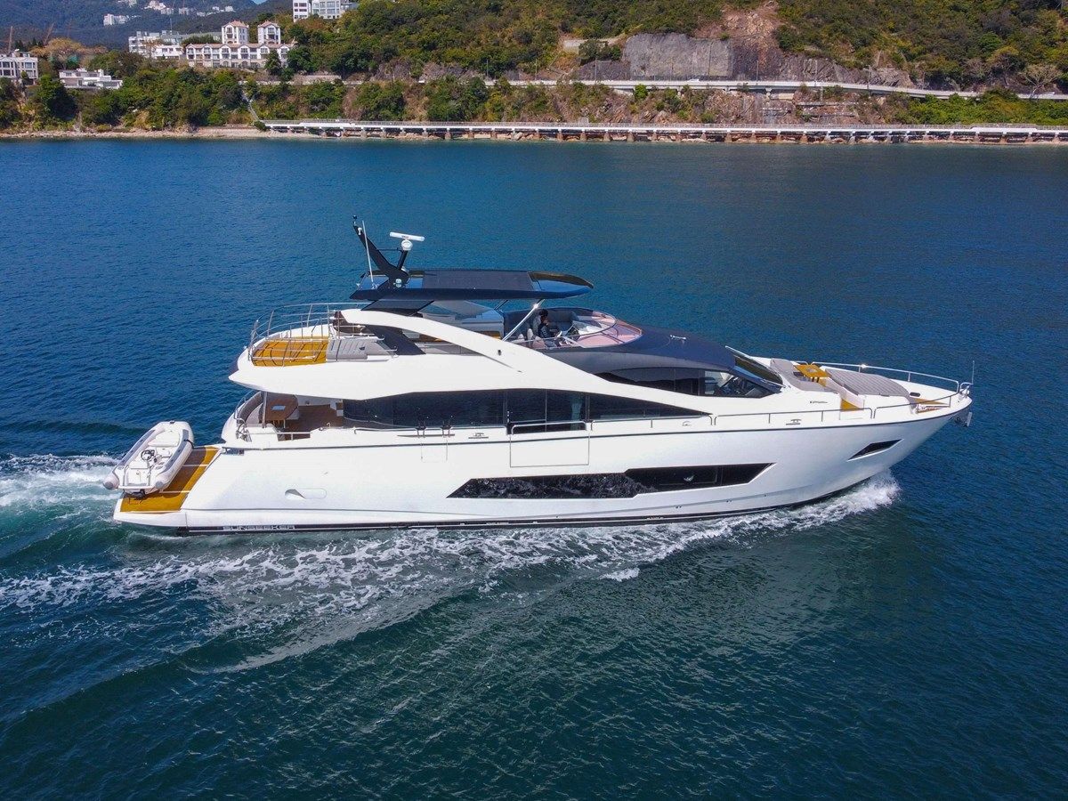 Sunseeker 86 Yacht