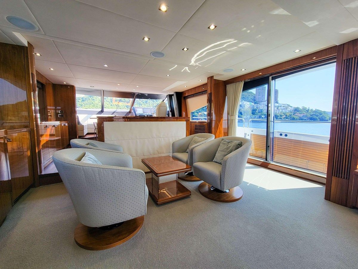 Sunseeker 86 Yacht 86